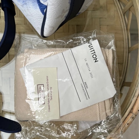 LV Louis Vuittion Keepall Bandouliere Bag Limited Edition Monogram Watercolor. - Picture 4 of 12